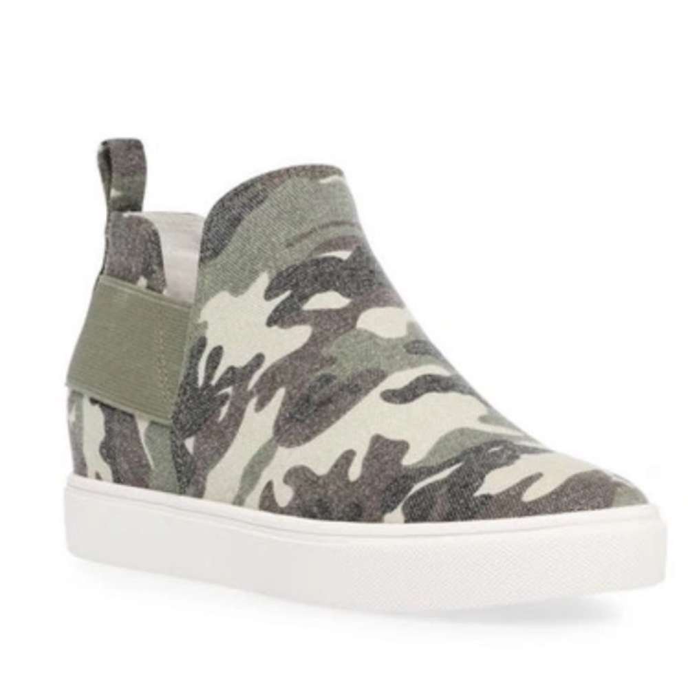 Steve Madden Crushin HighTop Slip-On Sneaker
